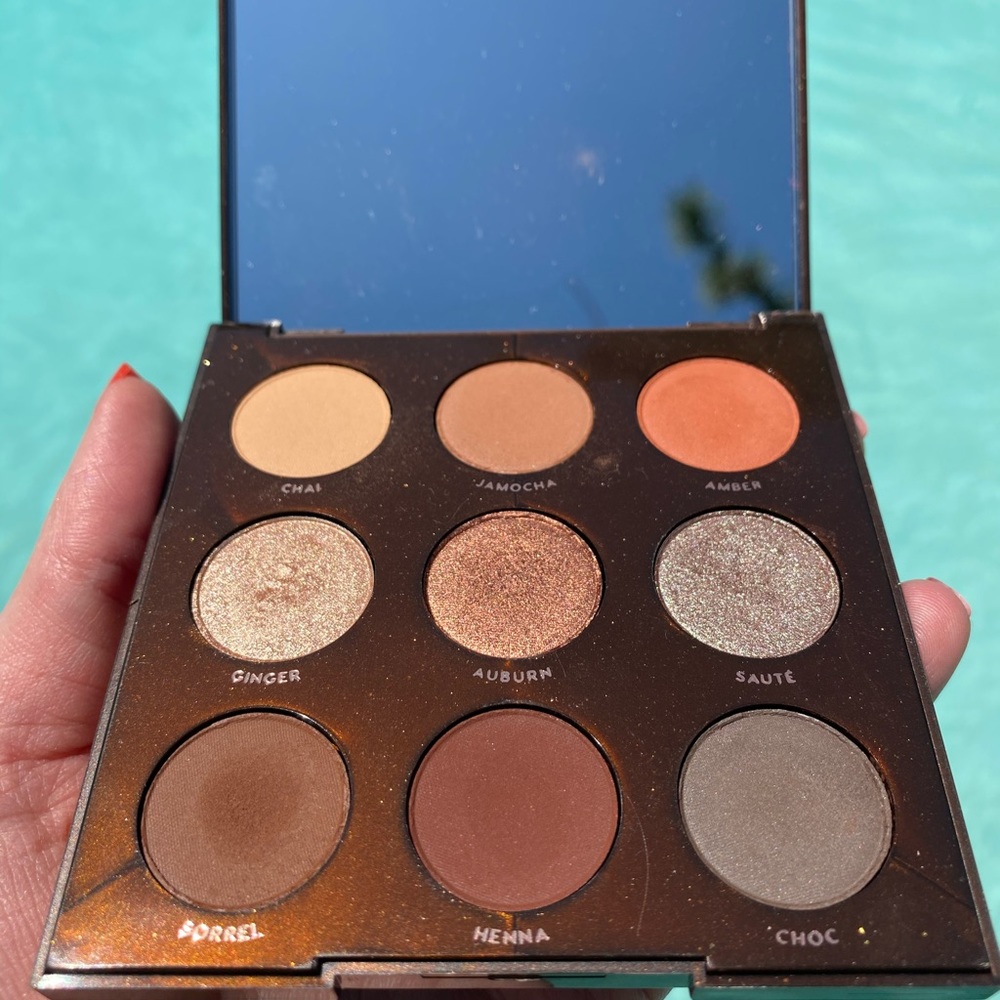 🧡✨Colourpop x Karrueche Brown Sugar Palette✨🧡